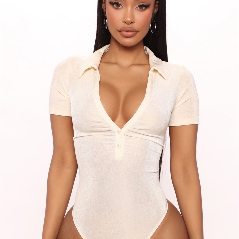 Serious Flirt Short Sleeve Slinky Bodysuit - Cream